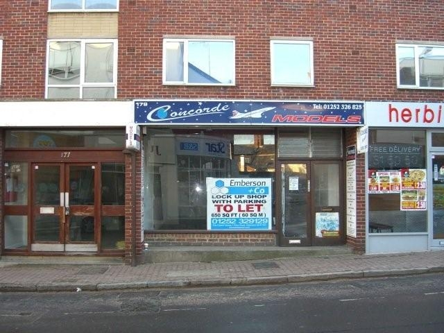 New Mobile Phone Accessory Shop Aldershot – Emberson & Co